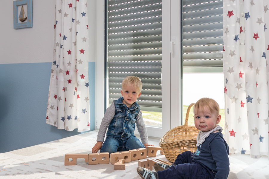 Verdunklungsrollo Rollladen Schlafzimmer verdunkeln